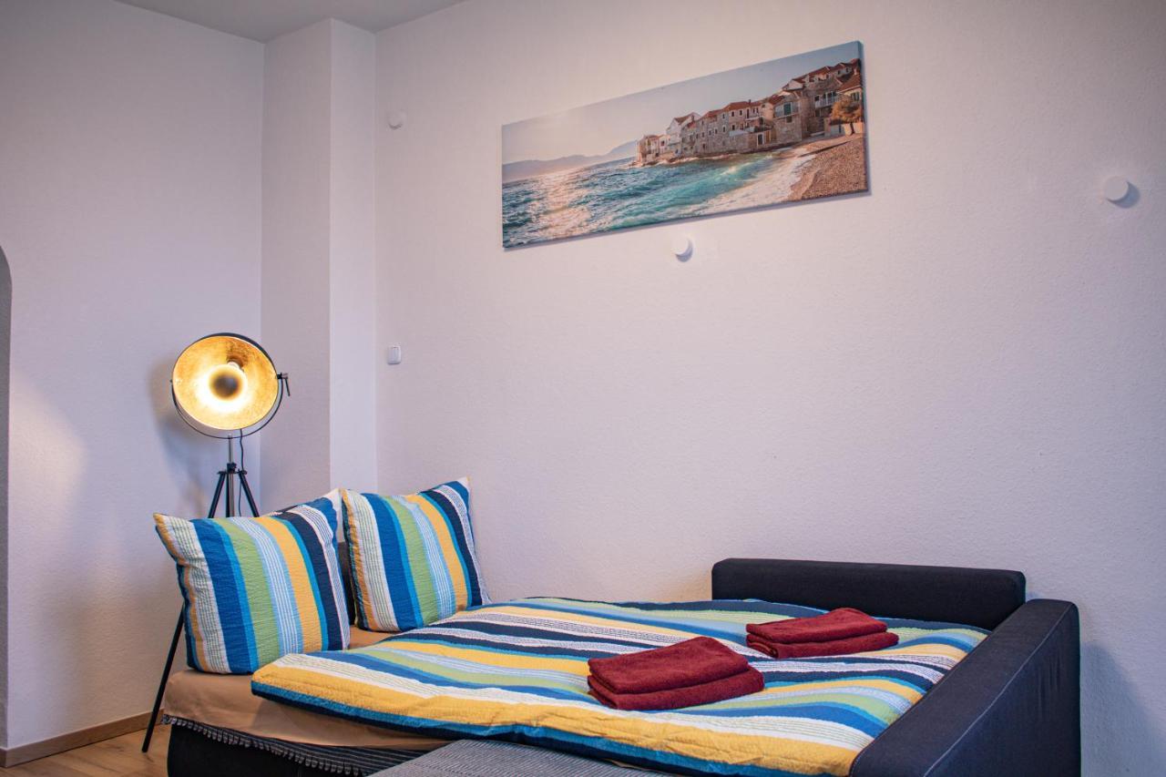 Bis 5 Personen, Parkplatz, Arbeitsplatz Apartment Золинген Екстериор снимка