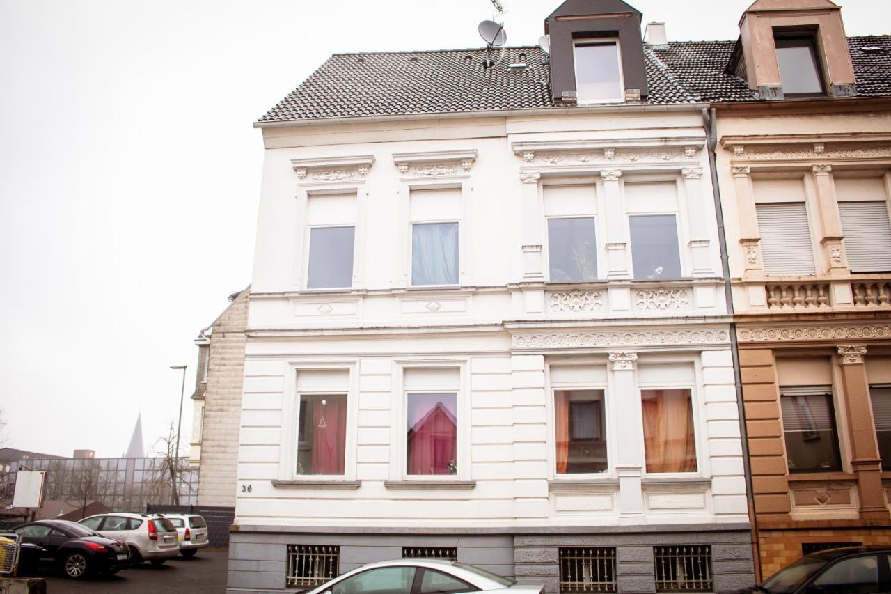 Bis 5 Personen, Parkplatz, Arbeitsplatz Apartment Золинген Екстериор снимка