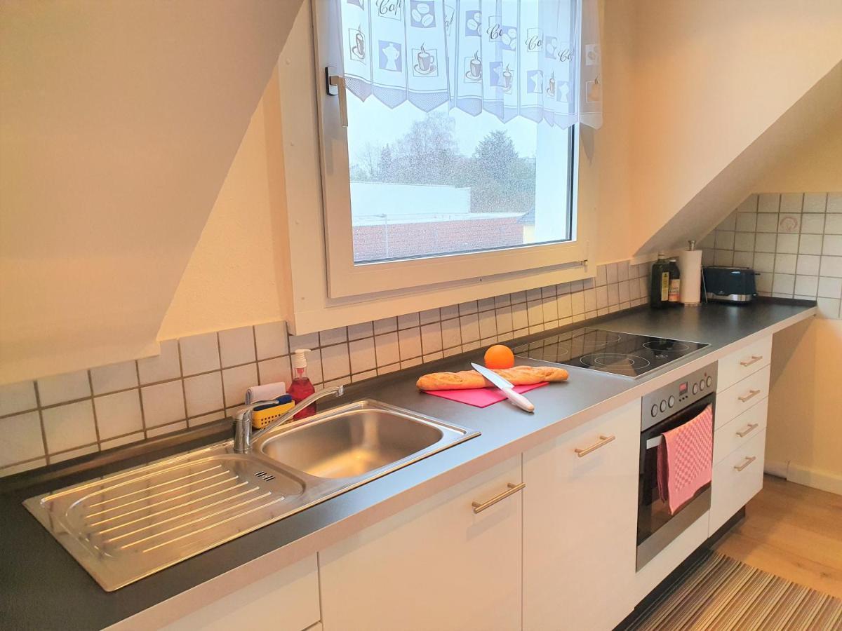 Bis 5 Personen, Parkplatz, Arbeitsplatz Apartment Золинген Екстериор снимка